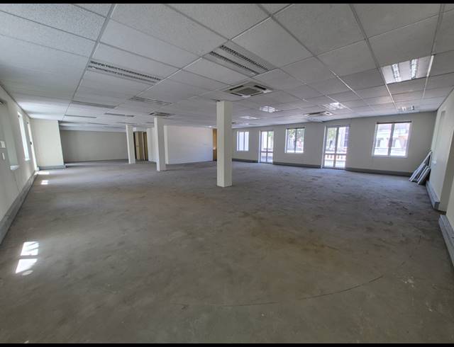 606M² OFFICE TO LET IN SANDTON CENTRAL